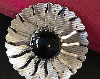 Vintage Sarah Coventry Sun Black & Silver Brooch, 1950's 1960's Jewelry, Costume 1960s Jewelry, Floral Flower Pin