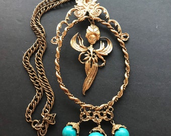 High end goldtone metal 1960s fairy huge pendant necklace