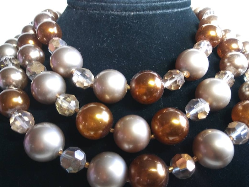Lovely Brown Lucite /& Crystal Glass Vintage 3 Strand Necklace Beaded Earrings 1950/'s Old Hollywood Glam Collectible Mad Men Jewelry