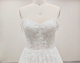 Romantic Off Shoulder A-Line Wedding Dress with Lace Appliqués, Boho Princess Tulle Bridal Gown