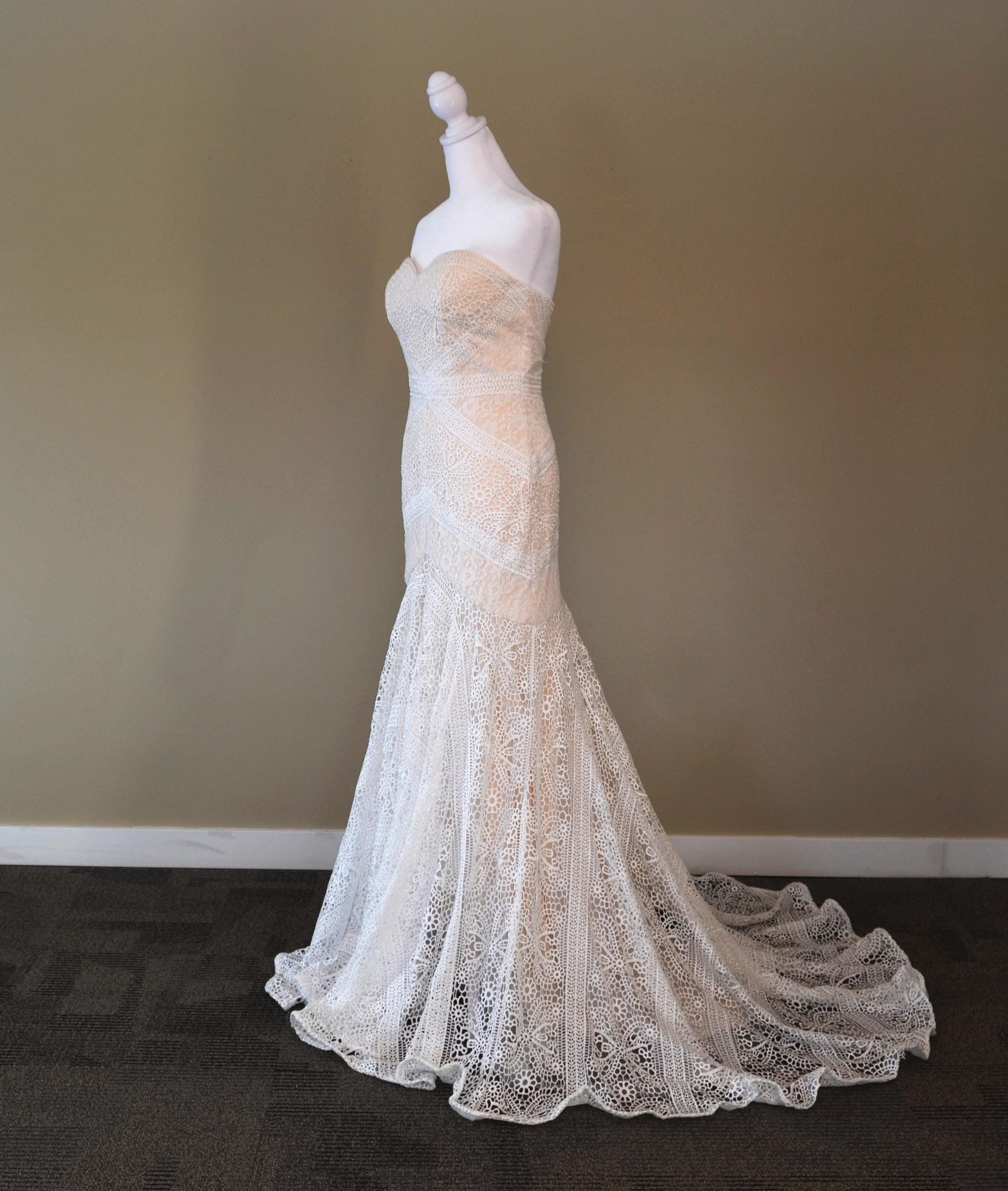 chinese dress ladies V-Neck Sleeveless Open Back Wedding Dress with Lace Sash US10 / As Picture main image 1