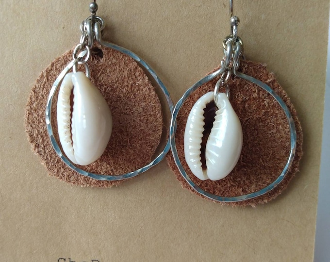 Beachy Boho Hoops: Hammered Argentum Wire with Seashells and Suede