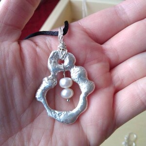 Pendentif Flow and Fuse n°2 : argent sterling recyclé et perle