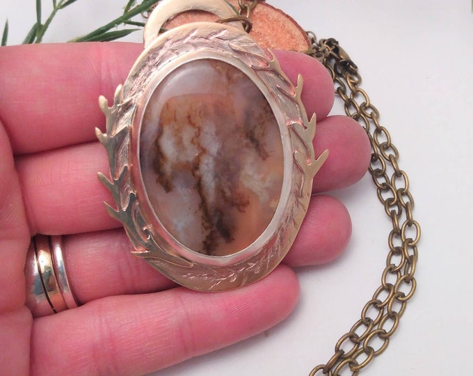 Laurel and Lace Pendant: Mexican Lace Agate and Brass
