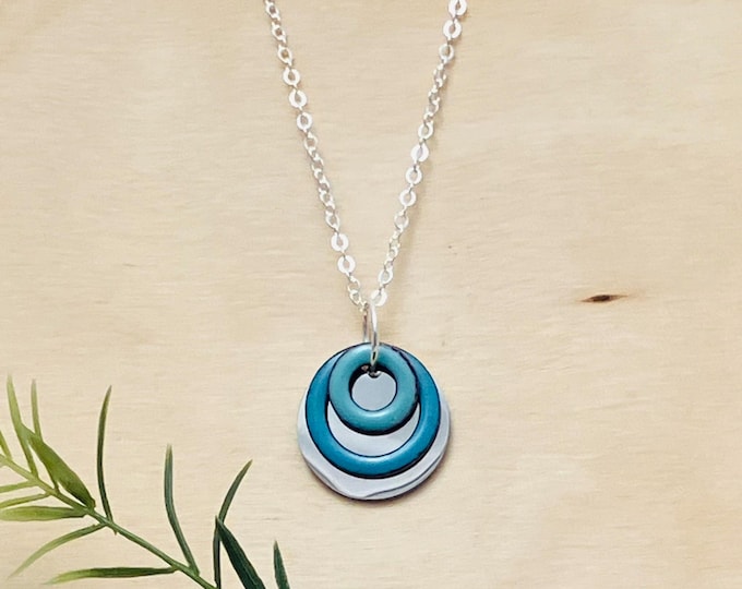 Blue rings necklace: Enamel on copper and Stainless Steel