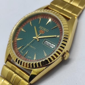 Vintage Seiko 5 automatic men's wrist watch: green dial,Day/date gold plated
