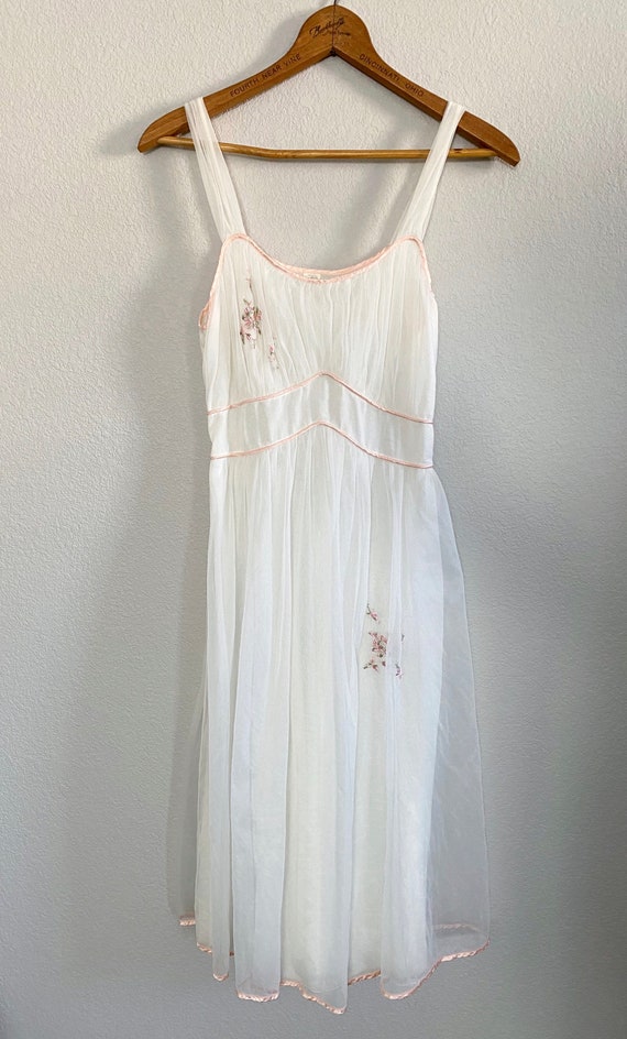 Sixties Night Gown Set Embroidered Cream Floral C… - image 2