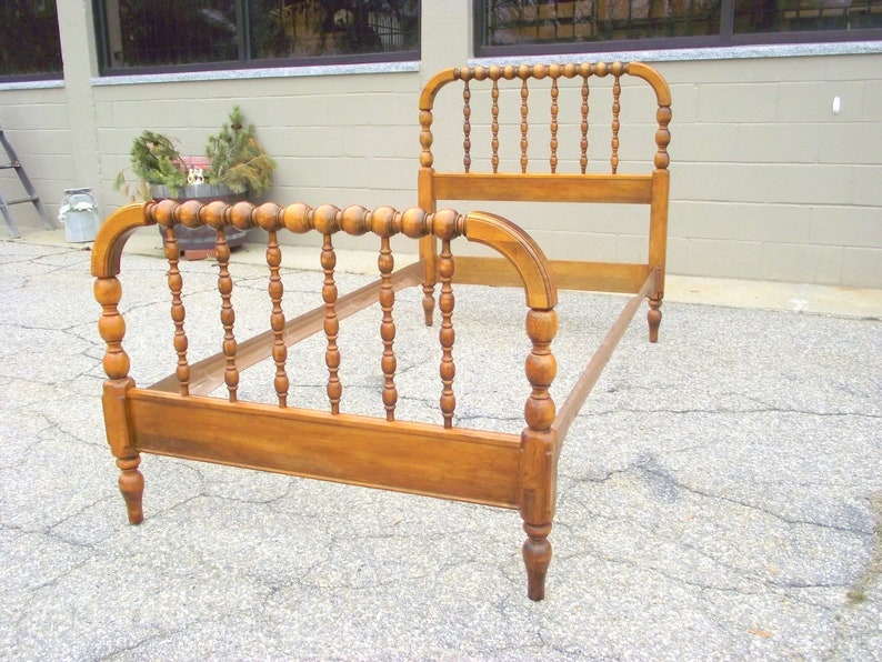 Ethan Allen Jenny Lind Bed Wood Twin Size Antique Heirloom Image 0