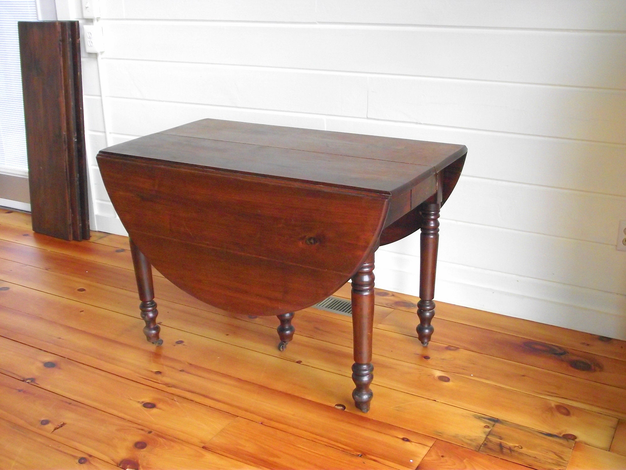 Butler Specialty Masterpiece Game Table in Antique Cherry : Home & Kitchen