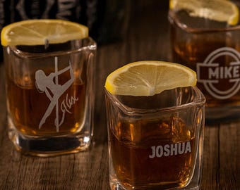 Shotglas mit Gravur | Schnapsglas | personalisiert | spülmaschinenfest | Geschenk für Freunde & Events