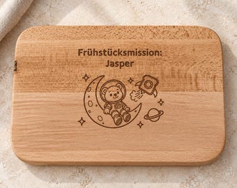 Personalized children's breakfast board made of beech wood – with name & desired motif, gift for birthdays or starting kindergarten