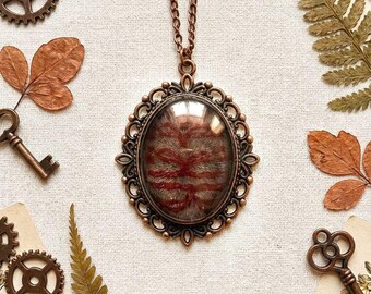 Vintage Style Burgundy Lace Resin Necklace – Antique Bronze Oval Pendant, Gift for Her