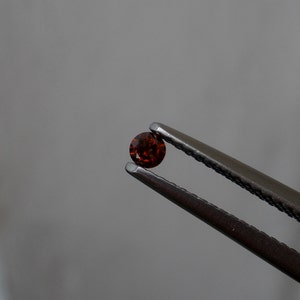 2.5mm Cognac Red Loose Diamond 0.07 carat