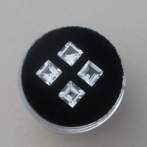 8 Natural White Topaz Round Loose Gems 2mm - Heated, Faceted, From Brazil