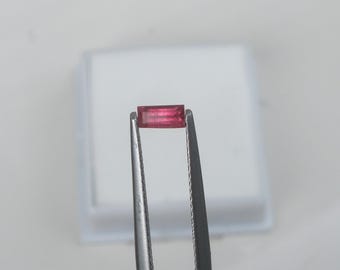 Gemma naturale baguette di tormalina rosa da 6 x 3 mm