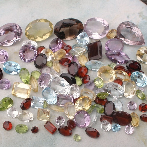 Plus de 100 carats de pierres précieuses semi-précieuses naturelles en vrac