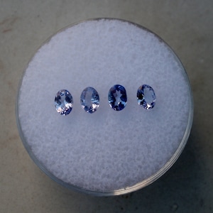 4 Tanzanite oval loose faceted natural gems 4x3mm each