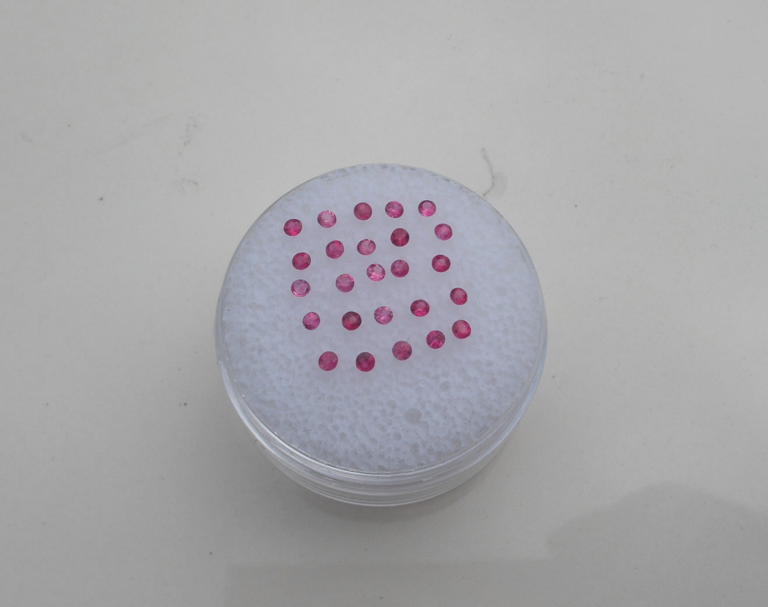 25 Ruby Round Natural Loose Faceted Gems 1.5mm Each - Etsy