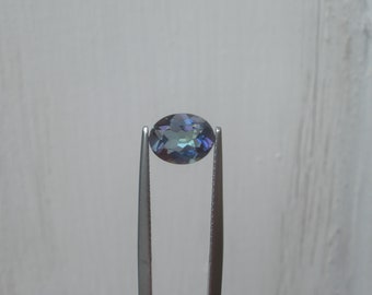 Rainbow mystic topaz ovaler Edelstein 9x7mm