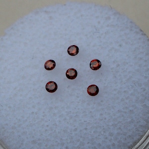 6 Cognac Red Diamond Loose Rounds 1.5mm each