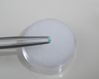 1.5mm AAA Colombian Emerald Round Faceted Loose Gem