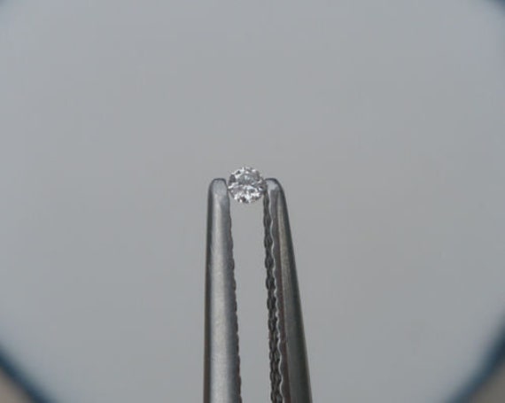 White Natural Diamond Loose Faceted Round 2mm 