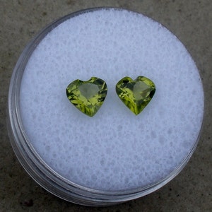 Peridot heart loose faceted natural gem pair 6mm each