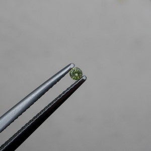 Green Natural Diamond Loose Faceted Round 1.5mm for Jewelry and Crafting