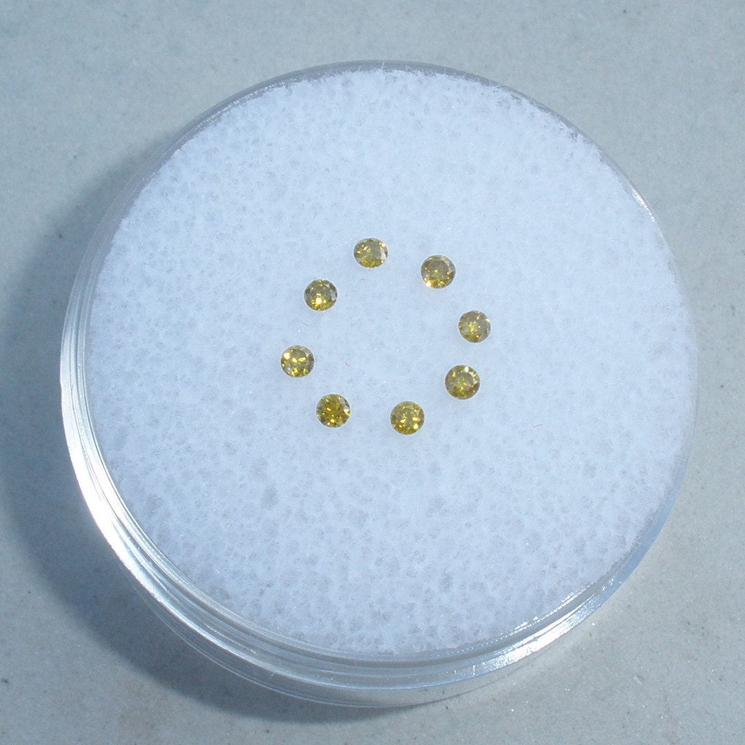 thumbnail interactive-video image 1 of Natural Fancy Yellow Diamond – 1.50mm Round Cut – Excellent Cut Grade – Per Stone – F-2786 – Made In India – Mined In South Africa 1 of 4