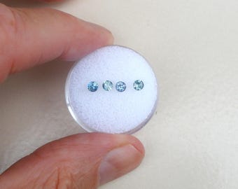 4 st turkosblå safirer runda naturliga ädelstenar 3 mm styck AAA