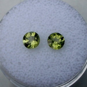 Peridot Round Loose Faceted Natural Gem Pair 5mm each