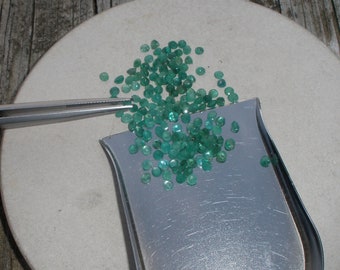 1/2ct emerald round gem parcel 2.6-3.0mm each