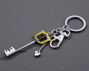 キングダムハーツ ゼアノート キーブレードキーホルダー KH ノーネーム キーブレードペンダント ステンレススチール製 KH キー