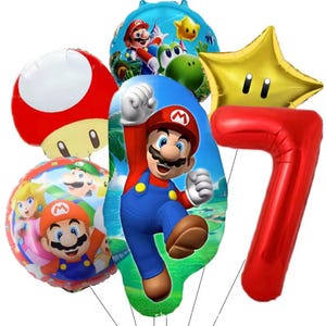 Może przedstawiać: Zestaw kolorowych balon&oacute;w foliowych z postaciami z serii gier wideo Super Mario. Zawiera czerwony balon z cyfrą 7, gwiazdę, grzyb i balony z Mario, Yoshim i księżniczką Peach.