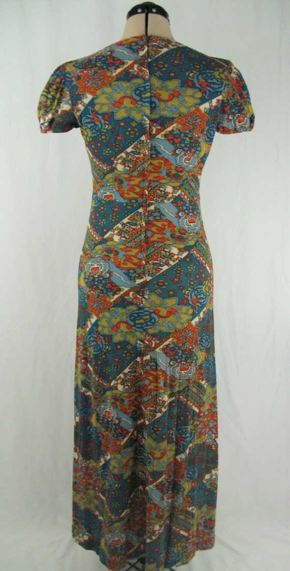 Vintage 1970s Long Comfy Maxi Dress With Cap Slee… - image 2