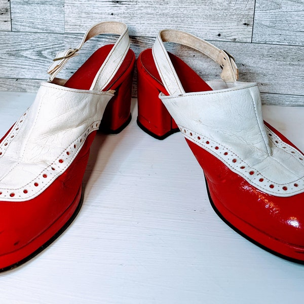 Vintage 1960s Size 6 Red and White Leather Saddle Inspired Slingback Shoes with Chunky Heel