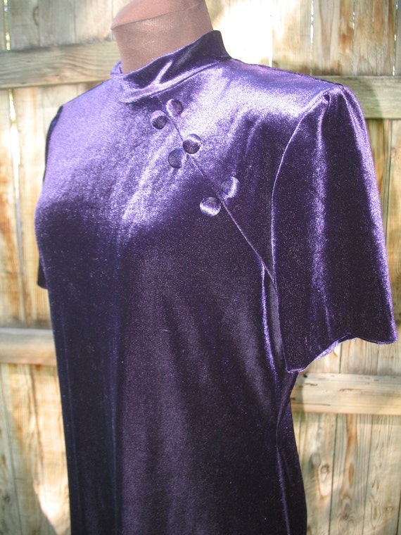 Vintage 1990s Full Length Purple Asian Inspired Ve