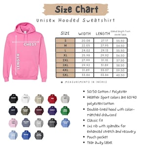 K&ouml;nnte beinhalten: Ein pinkfarbener Unisex-Kapuzenpullover mit Gr&ouml;&szlig;entabelle. Die Tabelle listet die Gr&ouml;&szlig;en S bis 5XL auf, mit Ma&szlig;en in Zoll f&uuml;r Breite, L&auml;nge und &Auml;rmell&auml;nge. Das Bild zeigt auch eine Farbtabelle mit verschiedenen Optionen.