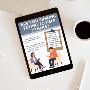 Puede incluir: Una tableta muestra el texto "ARE YOU SINKING TRYING TO HELP OTHERS?" con ilustraciones de dos personas en sillas. El texto "send and share with your clients" está en la parte inferior. También se ven un portátil, una taza de café y un bolígrafo.