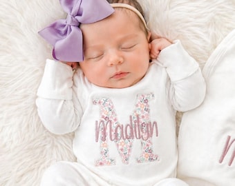 Personalized newborn girl romper set customized baby outfit lavender floral design custom name soft baby clothing first photo keepsake gift
