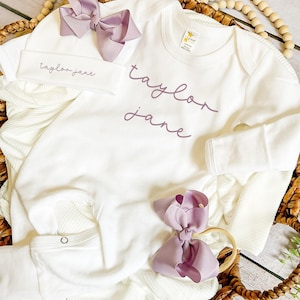 Purple Newborn Girl Outfit - Newborn Girl Clothes - Personalized Baby Girl Gift - Personalized Baby Girl Outfit