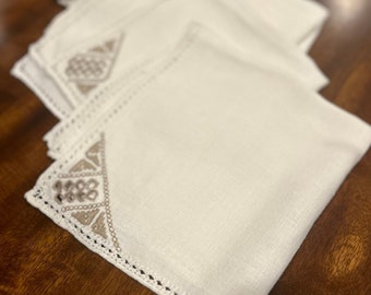 Luxurious 6-Piece White Embroidered Linen Napkin Set