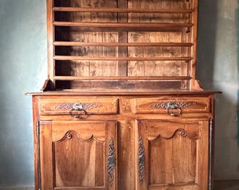18th century French Brittany hutch