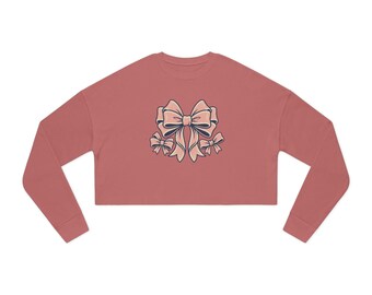 Rosa kort tröja med rosett och illustration | Topp med band och grafik