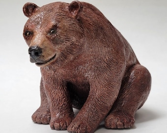 Hand-Sculpted Grizzly Bear Figurine – Realistic Polymer Clay Wildlife Art, Collectible Nature Lover Gift