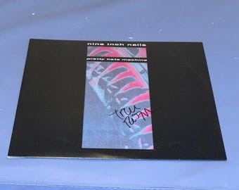 NIN Nine inch nails トレント・レズナー　中古品　缶入り限定盤 NIN、トレント・レズナー - NYC 2005 - Etsy 日本