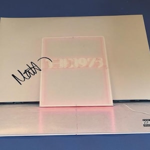 Matty Healy Signed - Etsy