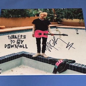 Machine Gun Kelly 直筆サイン il_1080xN.4509797015_sata.jpg