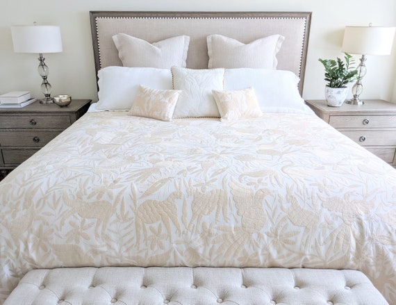 Made-to-Order / Custom Made: Otomi Hand Embroidered Throw Quilt Blanket Decorative Mexican Textile Fabric Bedding in Ivory / Light Beige