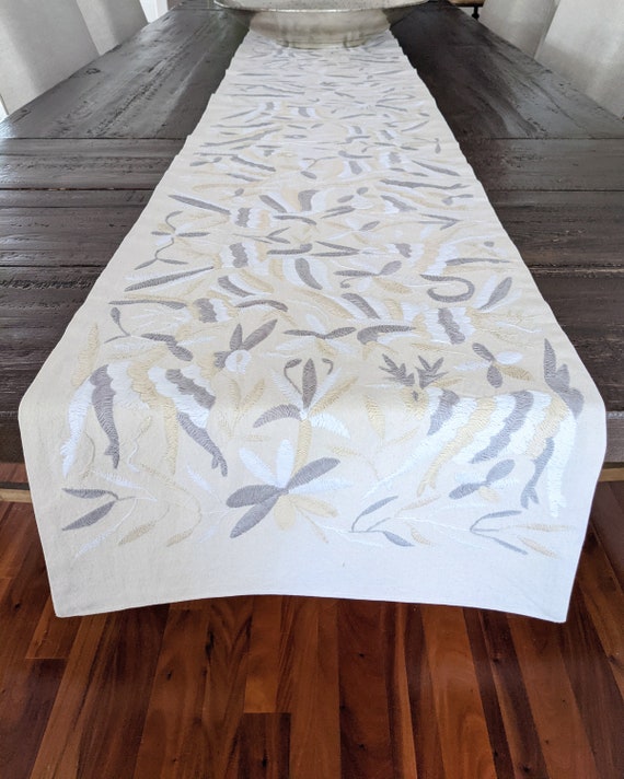 Made-to-Order / Custom Made: Otomí Table Runner Embroidered Mexican Textile Fabric in Neutrals Ivory Beige Gray White